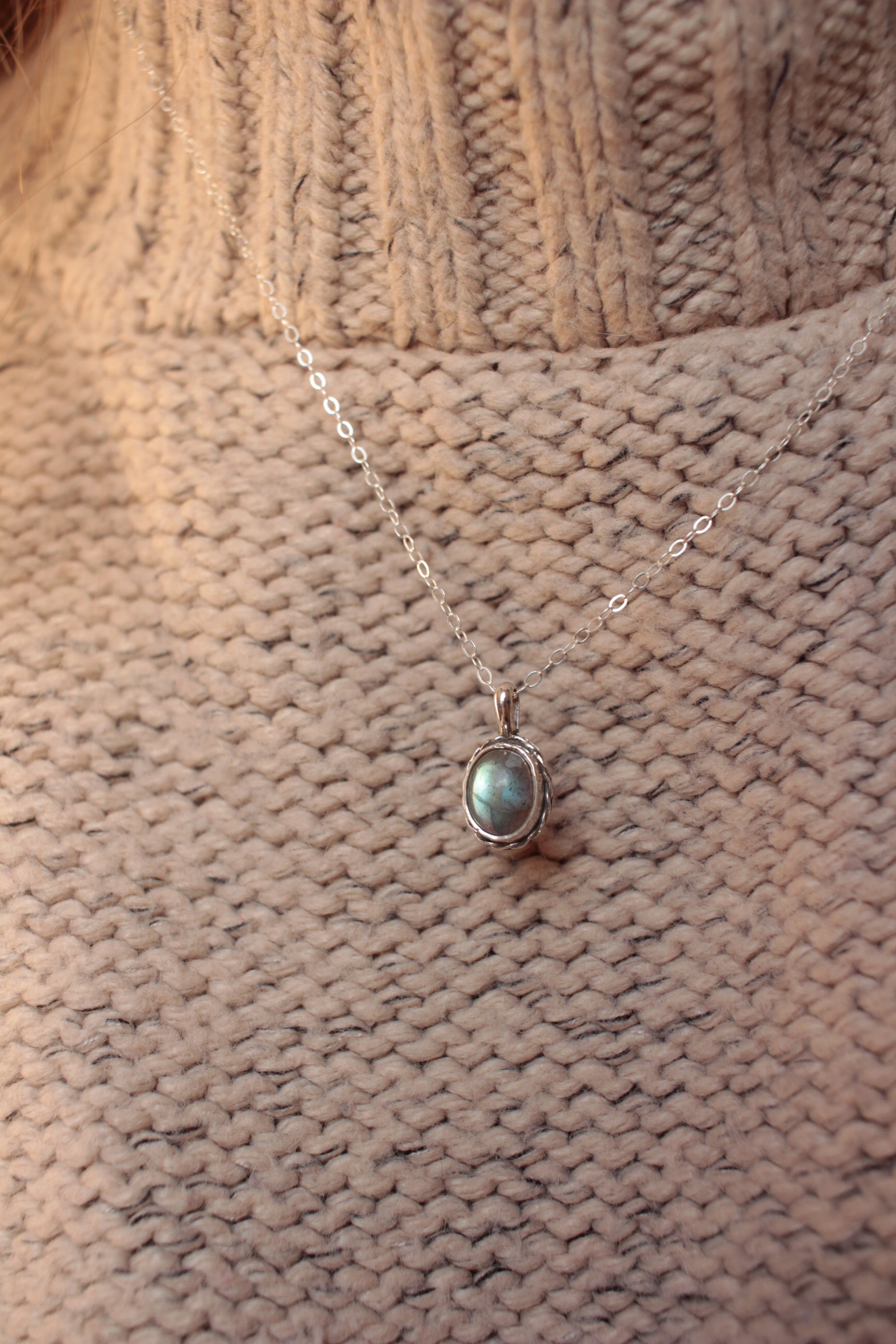 Twisted Labradorite Pendant