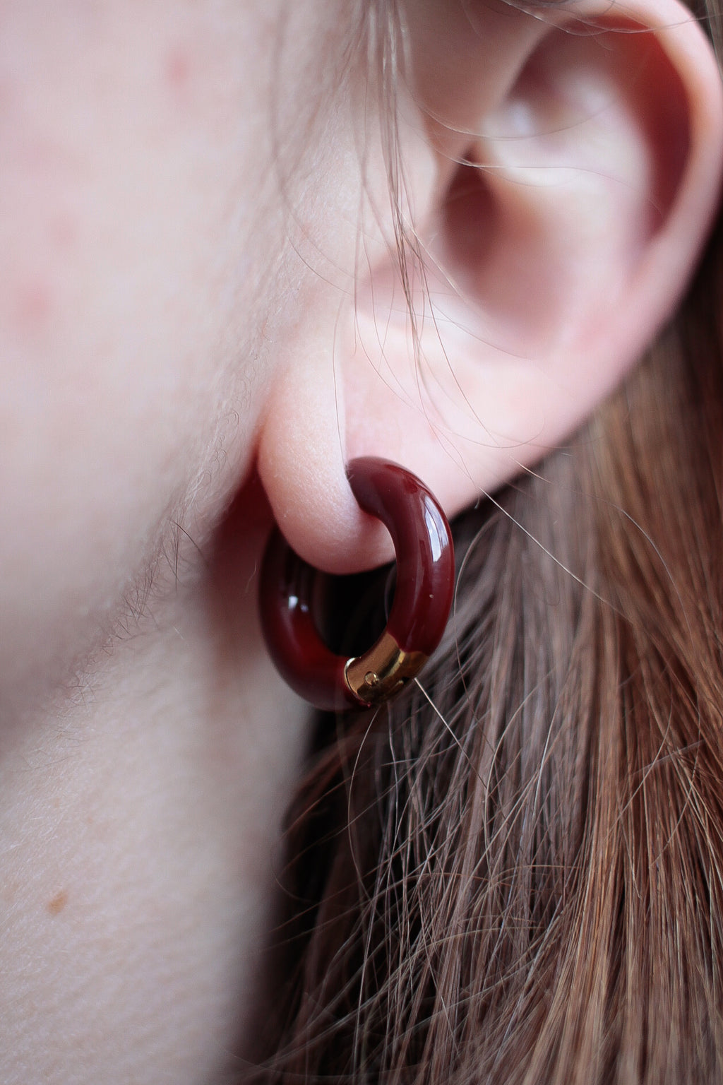 Maroon Hoops