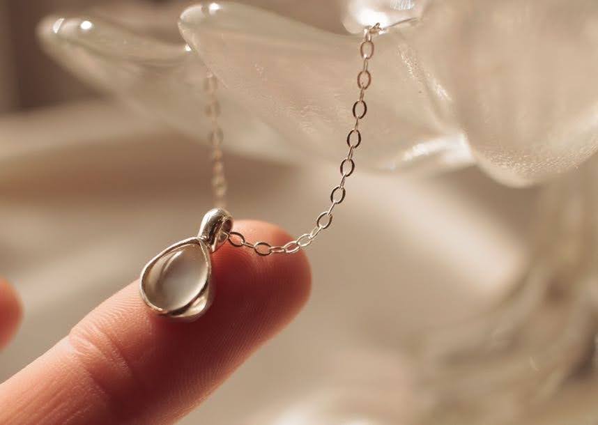Grey Moonstone Cat Eye Pendant
